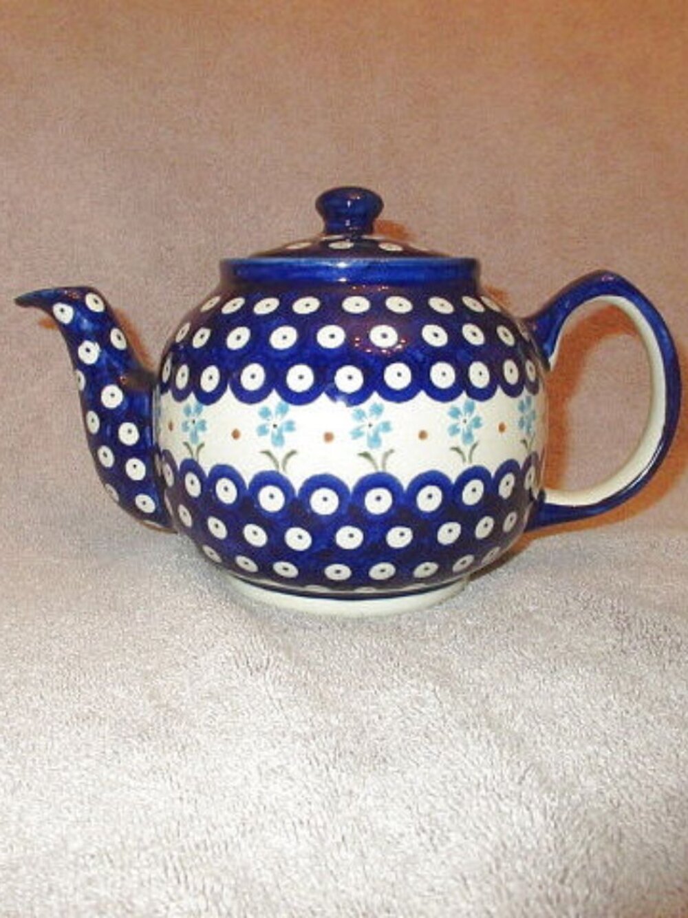 Polish Pottery Blue Rose Flowering Peacock Tea Pot 32 oz Boleslawiec Stoneware